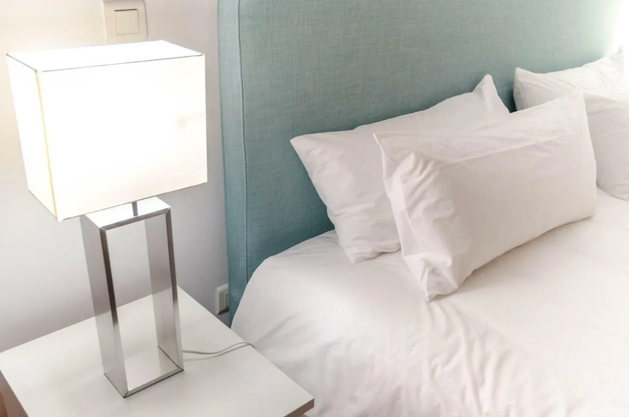 Joivy Graca Luminous 2-Br Apartment With Terrace Lisboa Portugal