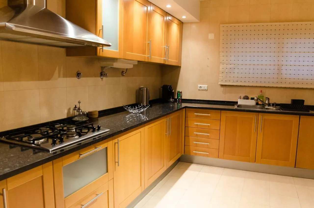Joivy Graca Luminous 2-Br Apartment With Terrace Lisboa Portugal